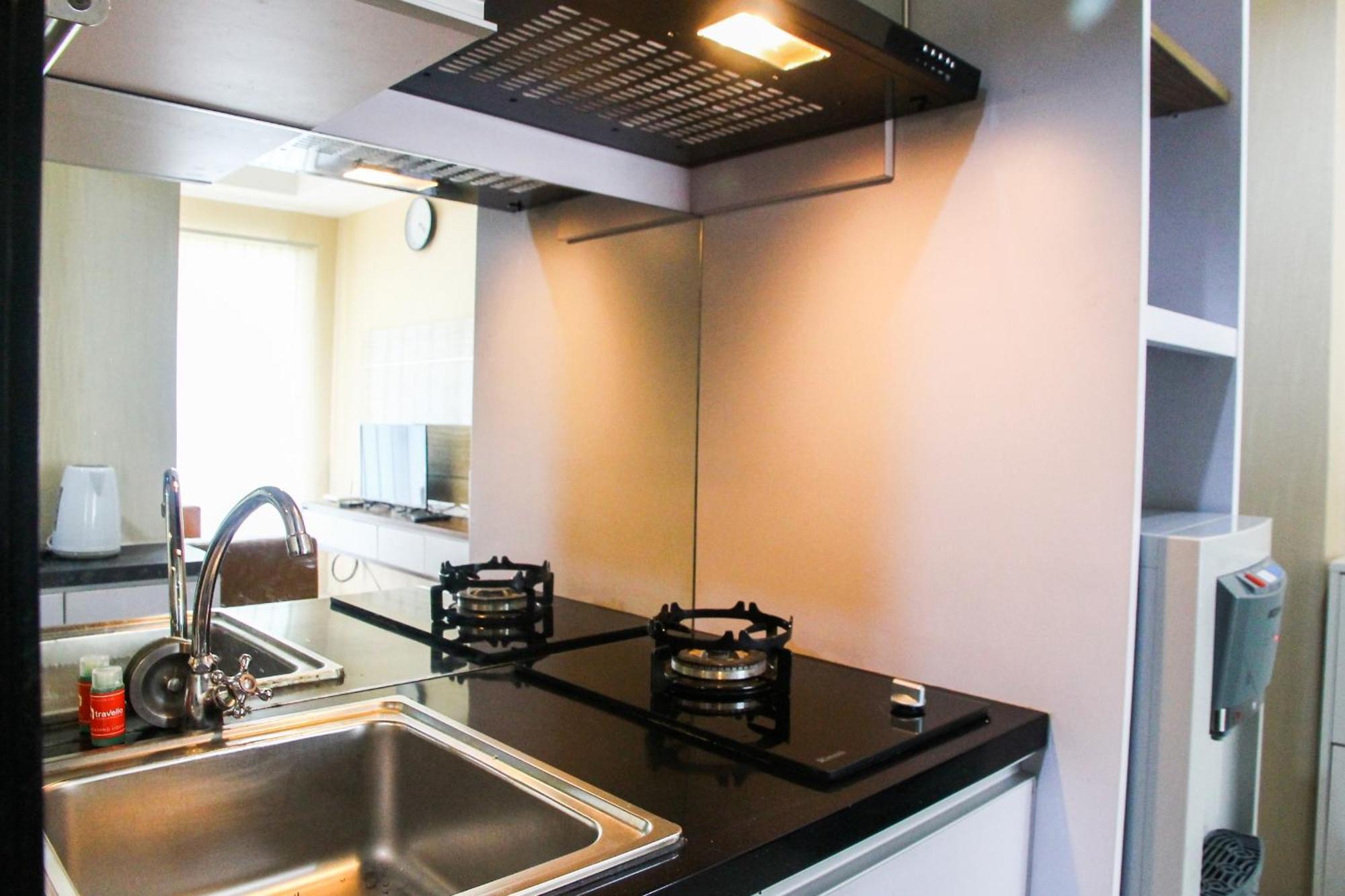 Cozy And Elegant 1br Belmont Puri By Travelio Pangsapuri Jakarta